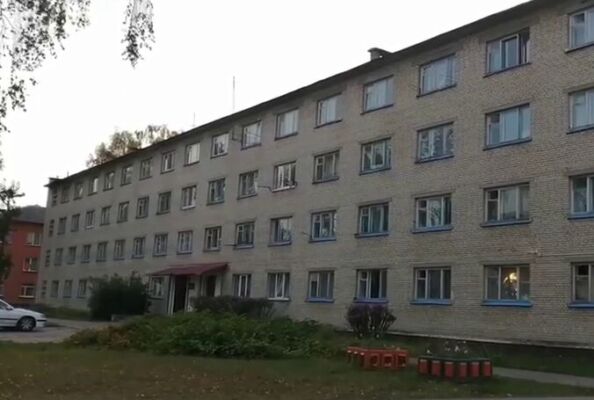 Подразделения МЧС выезжали по сообщению о задымлении в общежитии в Быхове. ВИДЕО