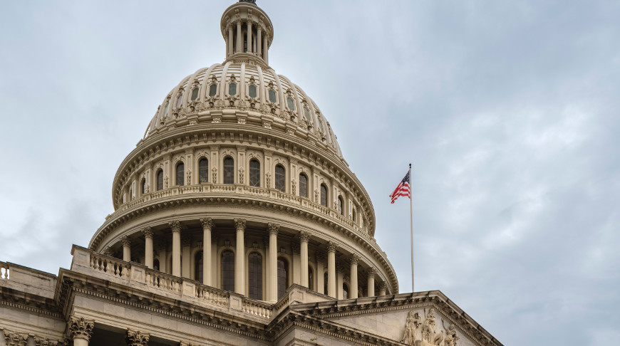 Правительство США частично приостановило работу из-за отсутствия финансирования