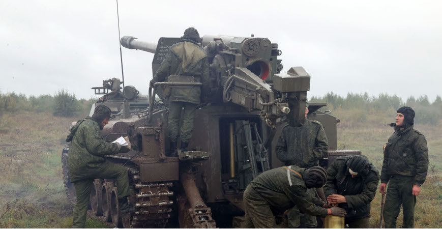 Лукашенко поздравил ракетчиков и артиллеристов с профессиональным праздником