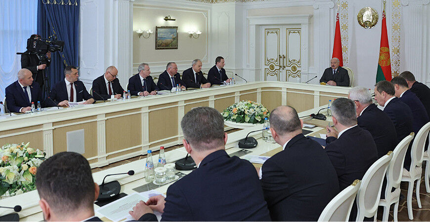 Лукашенко: программа развития Беларуси до 2030 года должна быть действенной и без прожектерства