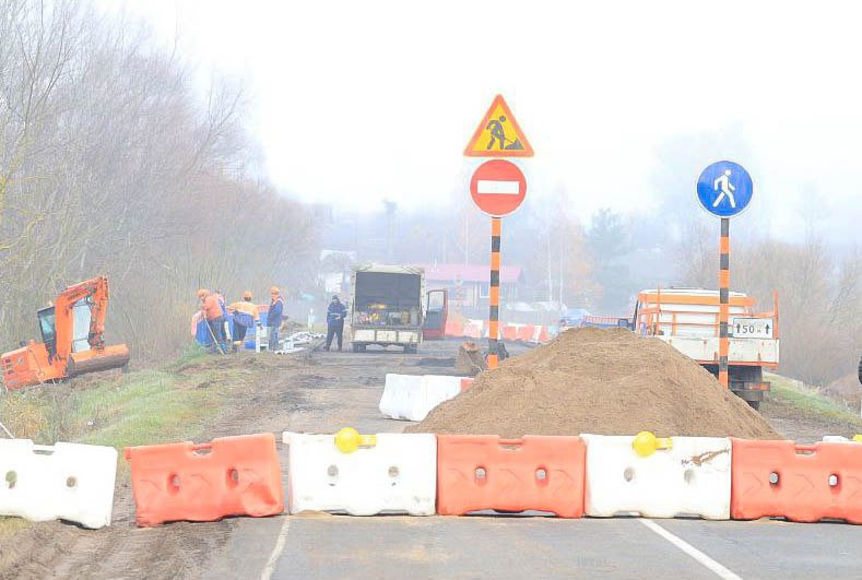 В Быховском районе начат капитальный ремонт моста через реку Мокрянка
