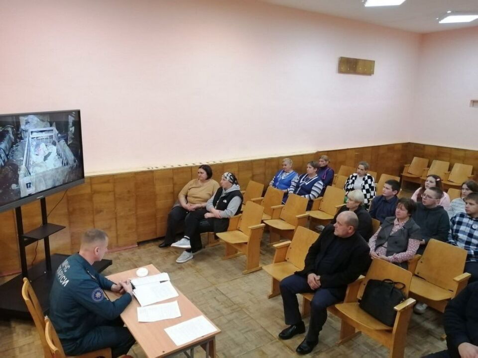 В агрогородке Смолица прошел сельский сход