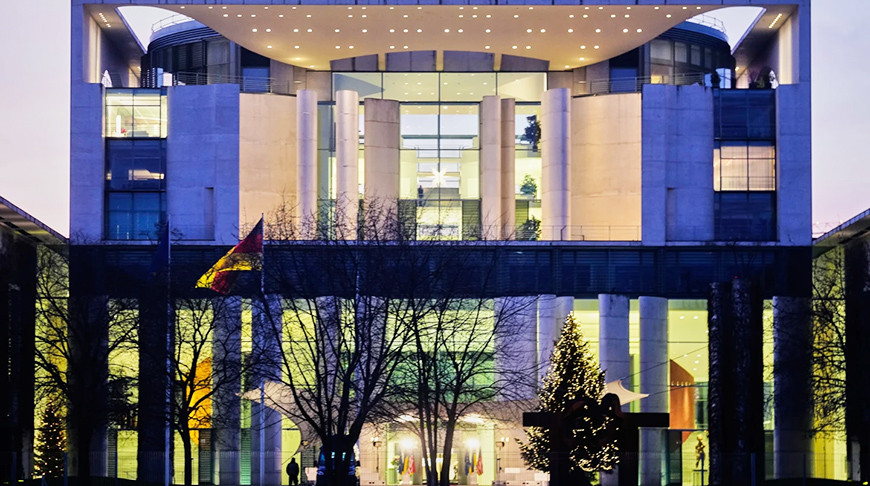 В Берлине проходит встреча Зеленского с Уиткоффом и Кушнером 