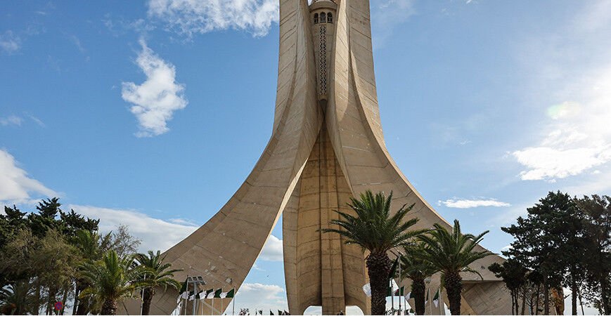 Лукашенко в Алжире возложил венок в мемориальном комплексе «Памятник славы и мученичества»