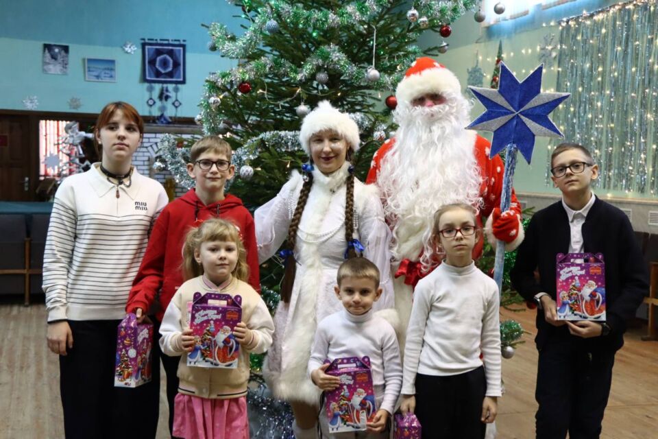 Акция «Наши дети» подарила волшебство юным жителям района. ФОТО+ВИДЕО