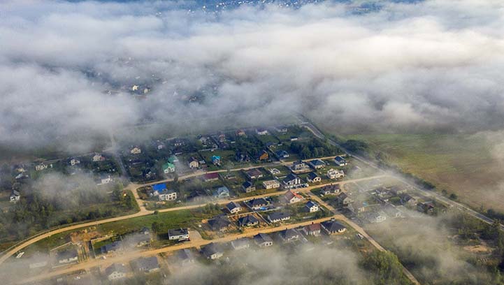 Строить дома в деревнях станет проще