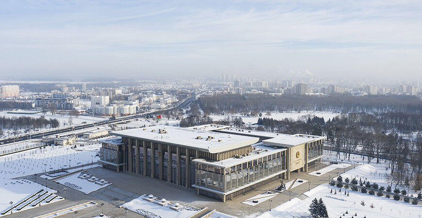 Лукашенко выслушал доклад главы МВД о ситуации в стране после праздников