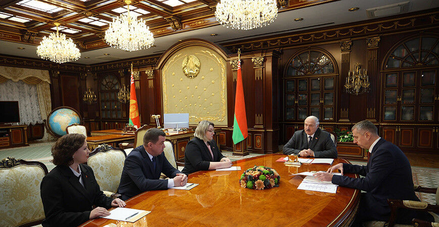 Лукашенко анонсировал создание в Беларуси элитного образовательного центра для лучших студентов-технарей