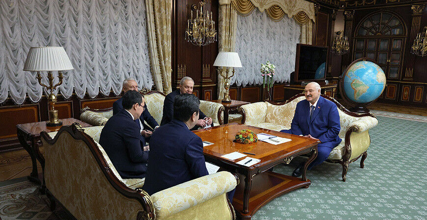 Лукашенко: Беларусь и Казахстан одинаково видят развитие мира