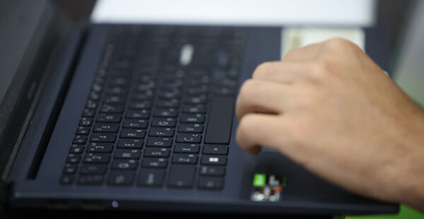 Около 450 сообщений о звонках мошенников поступило в милицию за сутки