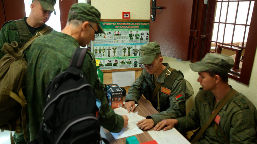 Проверка боеготовности: в артиллерийскую бригаду прибывают военнообязанные