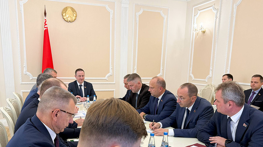Правительство обсудило внедрение искусственного интеллекта в экономику